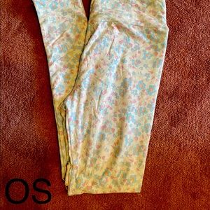 Lularoe leggings! Perfect for Easter!